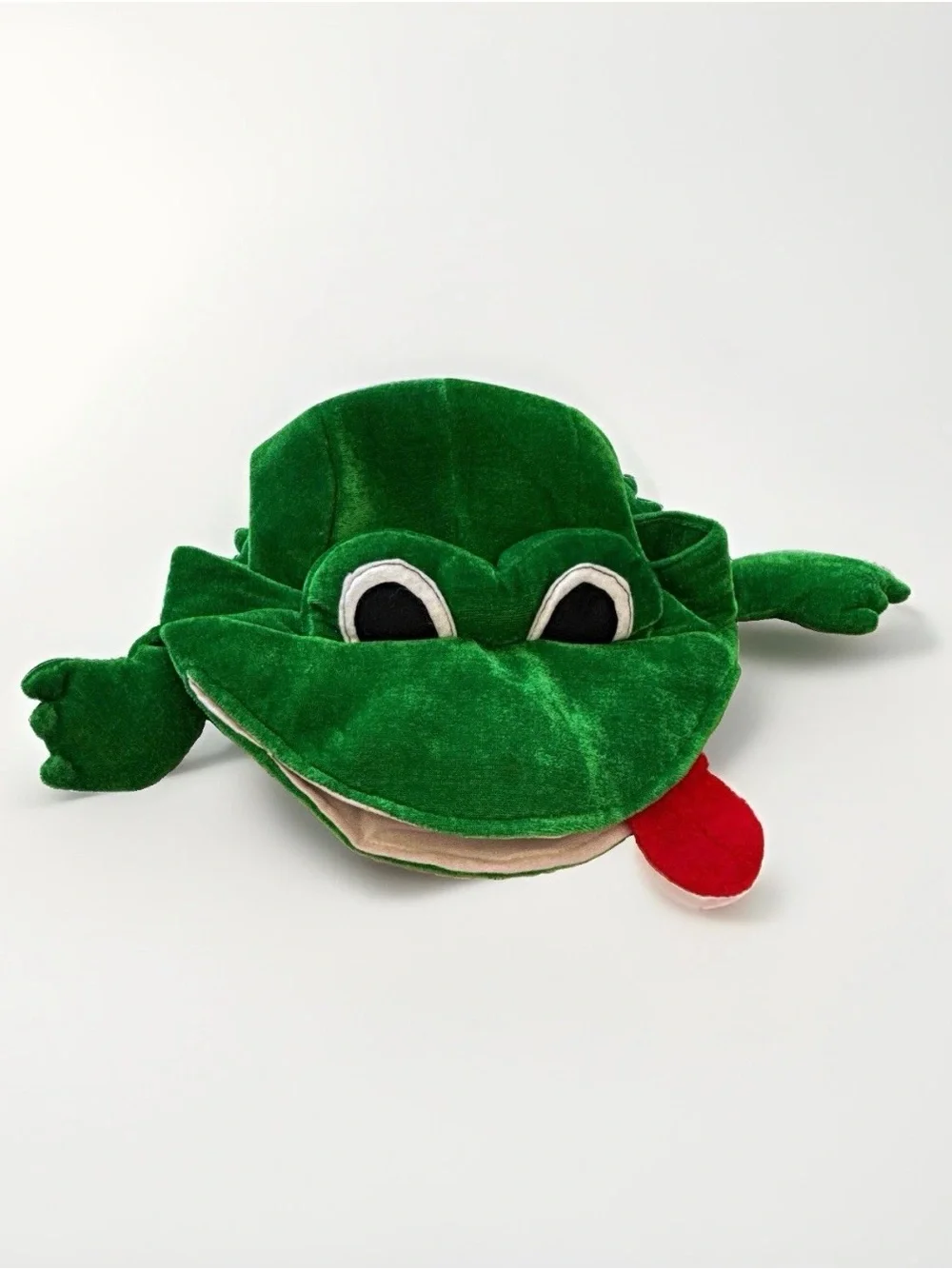 Green Plush Frog Hideout Bed for Small Pets